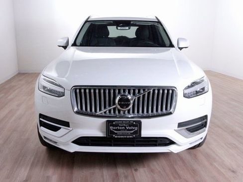 Certified 2025 Volvo XC90 B6 Plus w/ Protection Package Premier image 2