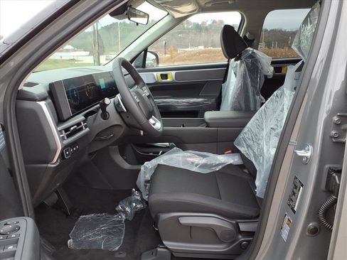 New 2026 Hyundai Santa Fe SE image 5