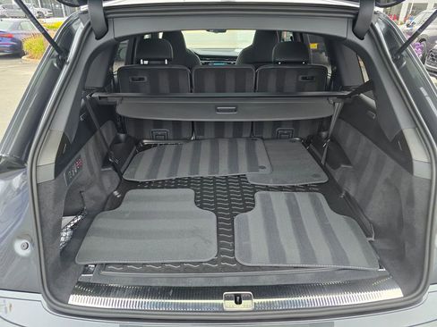 New 2026 Audi SQ7 Premium Plus AWD/4WD image 15