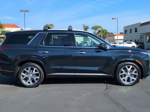 Used 2021 Hyundai Palisade Limited w/ Winter Package image 5