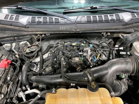 Used 2019 Ford F150 XLT w/ Equipment Group 302A Luxury image 41