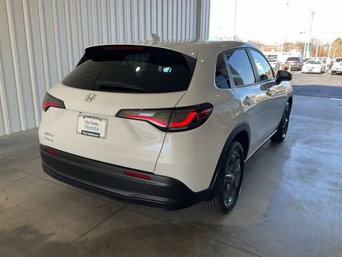 New 2026 Honda HR-V LX image 23