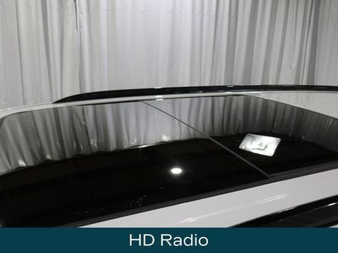 Used 2021 Cadillac Escalade Sport Platinum w/ LPO, ONYX Package AWD/4WD image 10