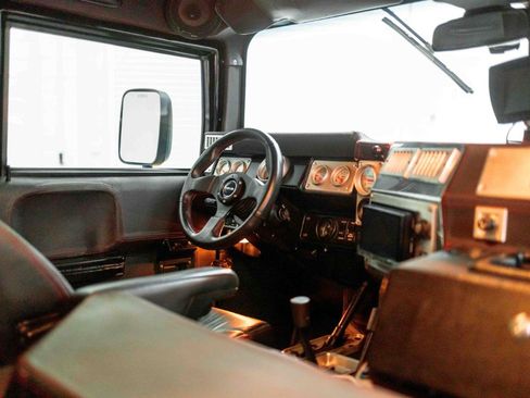 Used 1999 HUMMER H1 4-Door Wagon AWD/4WD image 70