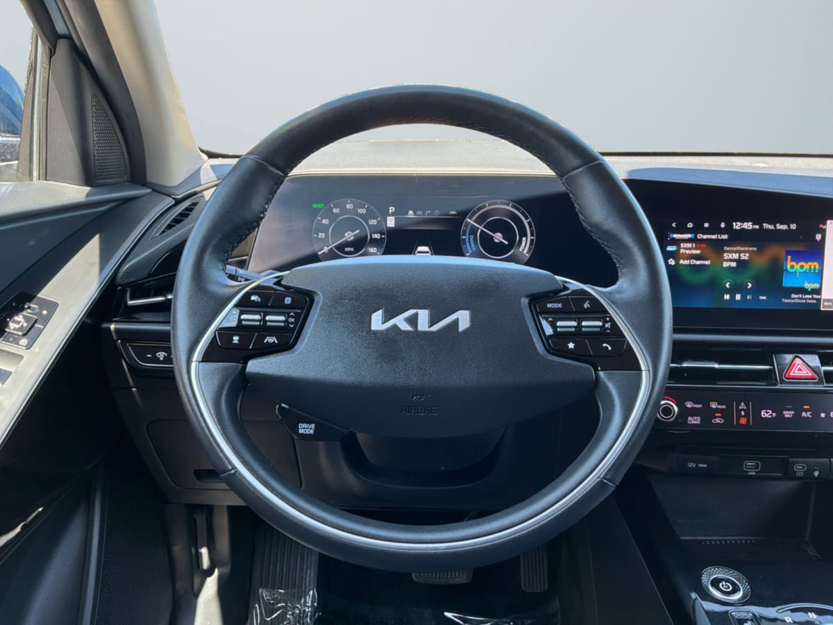Used 2023 Kia Niro Wind w/ Wind Preserve Package FWD image 11