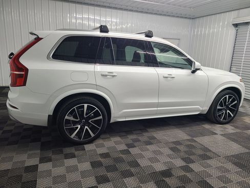 Used 2022 Volvo XC90 T6 Momentum w/ Advanced Package AWD/4WD image 12