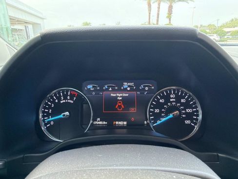 Used 2019 Ford Expedition XLT w/ Equipment Group 202A RWD image 29
