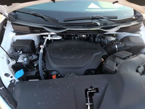 Used 2024 Honda Odyssey EX image 30