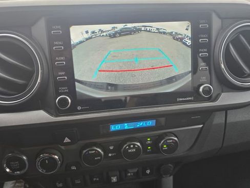 Used 2021 Toyota Tacoma TRD Sport w/ Technology Package image 23