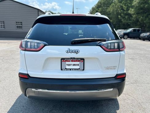 Used 2020 Jeep Cherokee Limited w/ Technology Group FWD image 6
