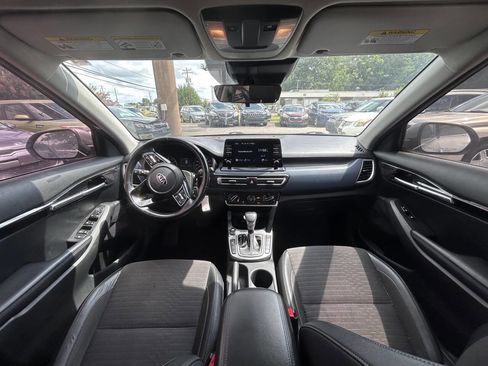 Used 2021 Kia Seltos S image 13
