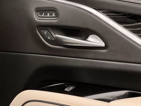 Certified 2023 Cadillac Escalade ESV Sport w/ Touring Package image 30