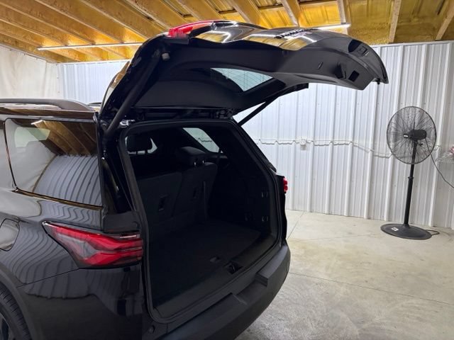 Used 2022 Chevrolet Traverse RS AWD/4WD image 10