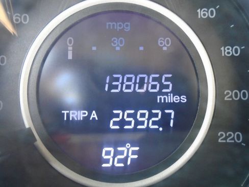 Used 2016 Honda CR-V EX-L image 16