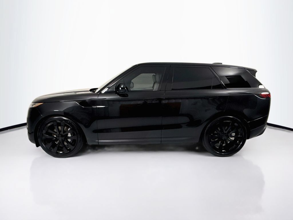 New 2026 Land Rover Range Rover Sport SE AWD/4WD image 8