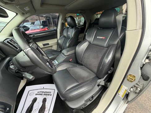 Used 2006 Chrysler 300 SRT8 w/ SRT Option Group II image 10