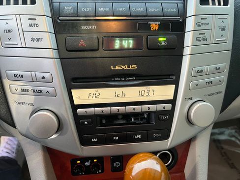 Used 2005 Lexus RX 330 AWD image 22