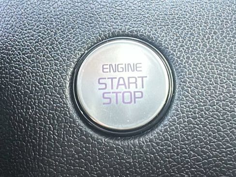 Used 2023 Kia Sorento SX AWD/4WD image 25