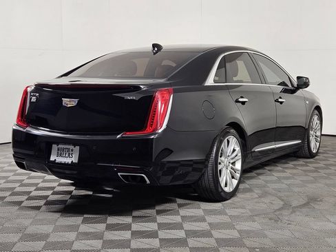 Used 2018 Cadillac XTS Luxury FWD image 3