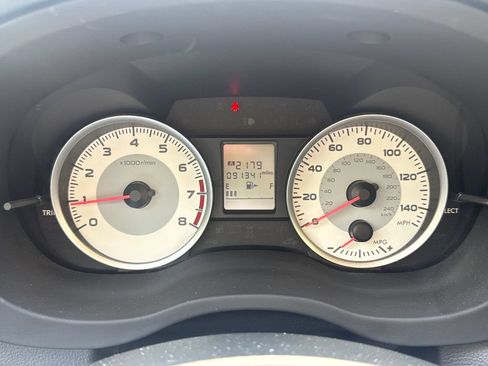 Used 2013 Subaru Impreza 2.0i AWD/4WD image 21