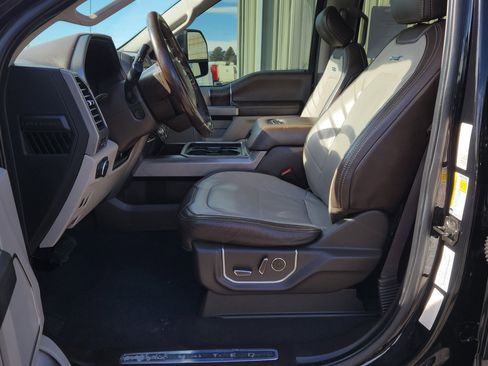 Used 2019 Ford F250 Limited image 23
