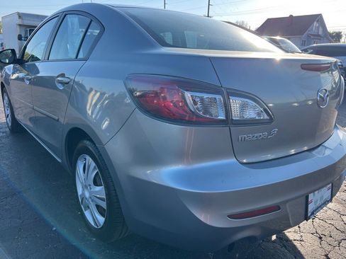 Used 2013 MAZDA MAZDA3 i SV image 5