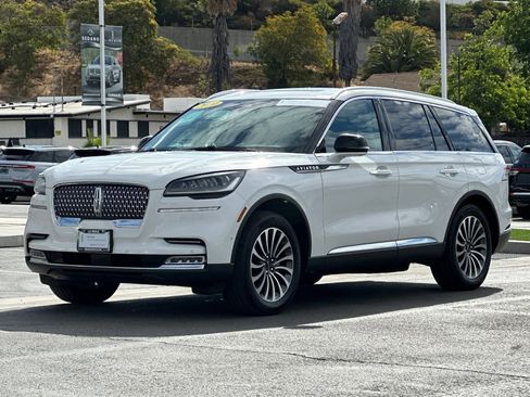 Certified 2020 Lincoln Aviator Reserve w/ Equipment Group 201A AWD/4WD image 7