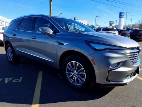 Certified 2024 Buick Enclave Essence w/ Technology Package image 8