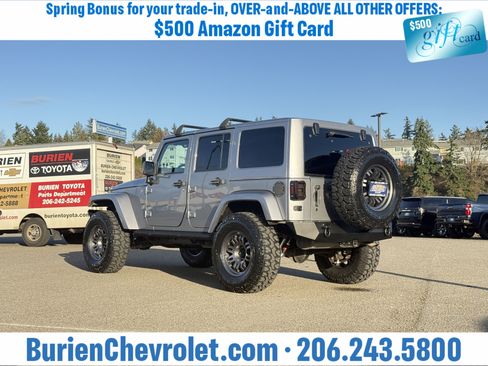 Used 2015 Jeep Wrangler Unlimited Sahara image 38