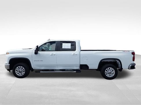Used 2024 Chevrolet Silverado 2500 LT image 11