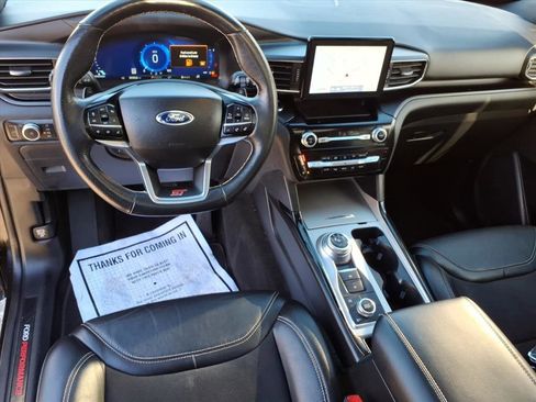 Used 2022 Ford Explorer ST w/ ST Street Pack image 16