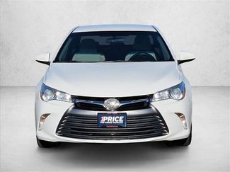 Used 2016 Toyota Camry LE video 2