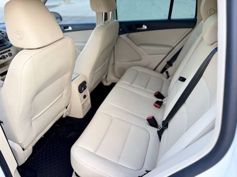 Used 2017 Volkswagen Tiguan Wolfsburg Edition FWD image 13