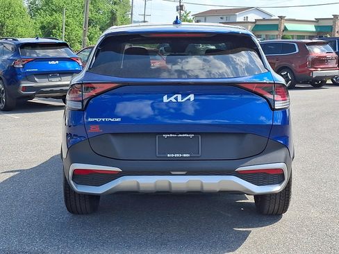 Certified 2023 Kia Sportage EX FWD image 5