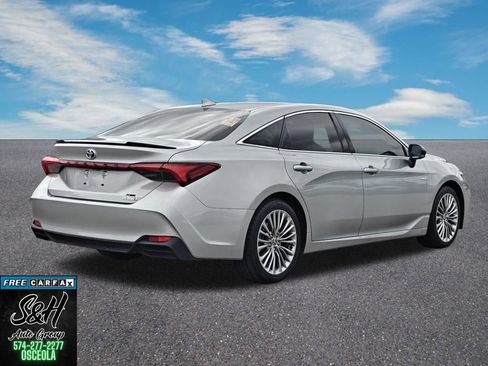 Used 2021 Toyota Avalon XSE w/ Carpet Mat Package (TMS) FWD image 19