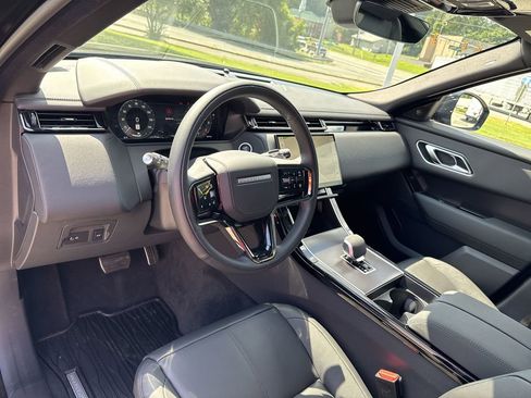 New 2026 Land Rover Range Rover Velar Dynamic SE image 13