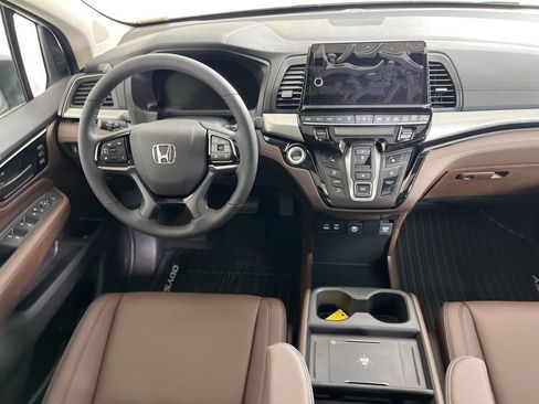 New 2026 Honda Odyssey Touring image 16