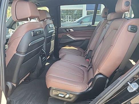 Used 2026 BMW X7 M60i AWD/4WD image 5