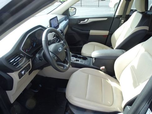 Used 2020 Ford Escape SEL AWD/4WD image 9