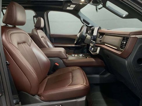 Used 2024 Ford Expedition Max Limited image 24