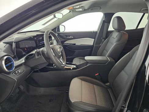 New 2026 Chevrolet Trax LT w/ Driver Confidence Package image 20