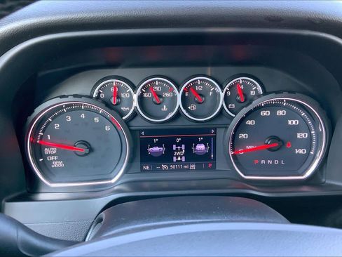 Used 2019 Chevrolet Silverado 1500 LT Trail Boss image 25