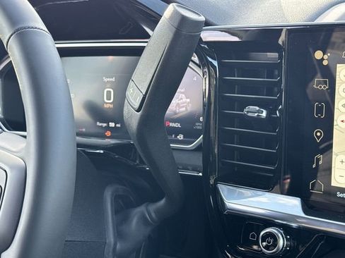 New 2026 GMC Sierra 1500 SLE image 20