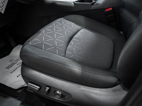 New 2025 Toyota RAV4 XLE image 29