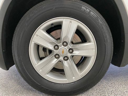 Used 2020 Chevrolet Trax LS w/ Tint and Cruise Package image 23