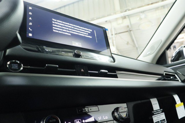 New 2026 Mitsubishi Outlander SEL FWD image 12