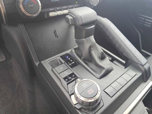 Certified 2025 Toyota 4Runner SR5 image 34