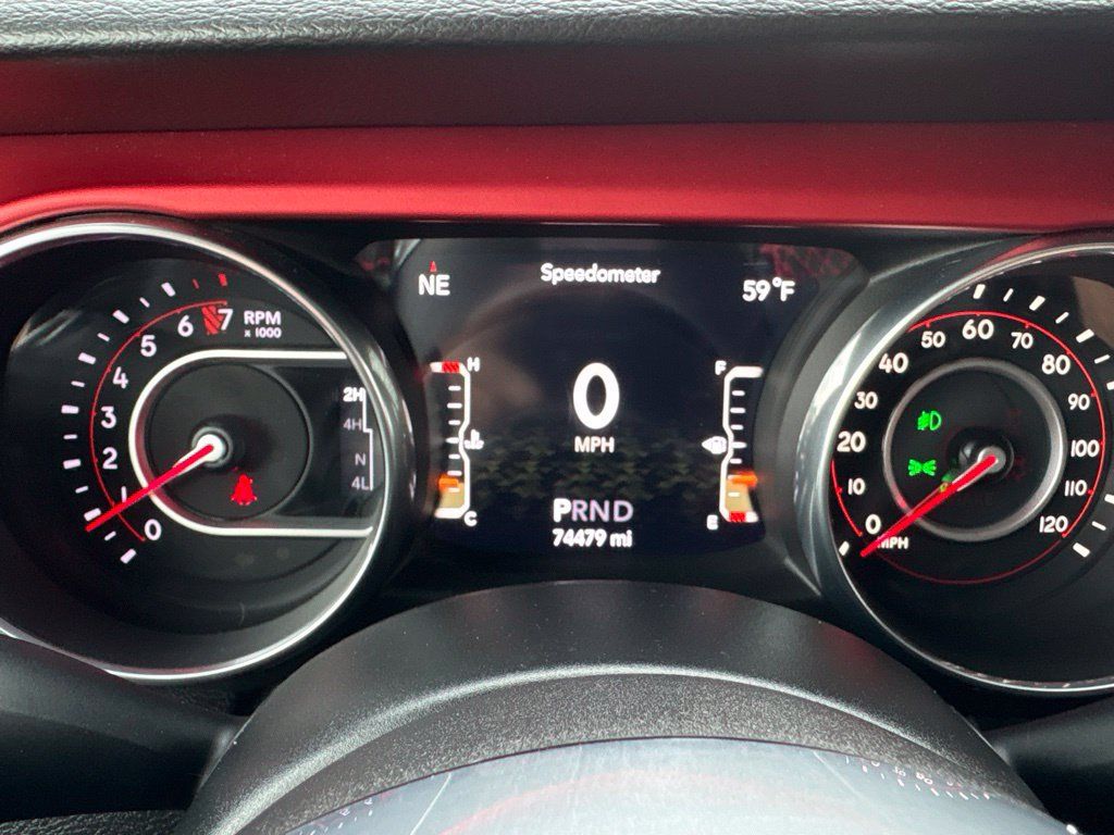 Used 2018 Jeep Wrangler Unlimited Rubicon AWD/4WD image 27