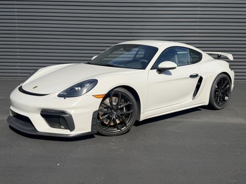Certified 2020 Porsche 718 Cayman GT4 RWD image 1