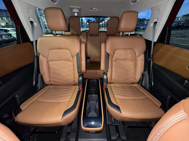 Used 2023 Nissan Pathfinder Platinum AWD/4WD image 21